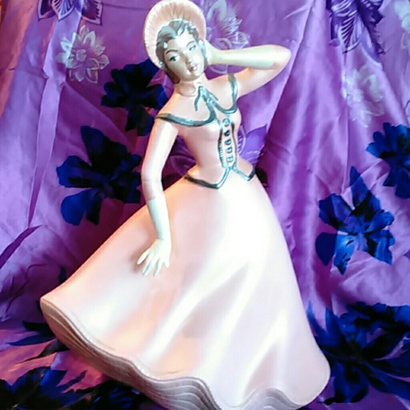 VINTAGE CERAMICS Accents Victorian Vintage Lady Figurines Poshmark